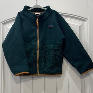 Patagonia baby cozy fluff jacket size 5T